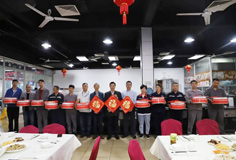 年味浓浓！“赠送十万盆菜 和工友年夜饭”走进爱游戏（中国）与留守员工过大年