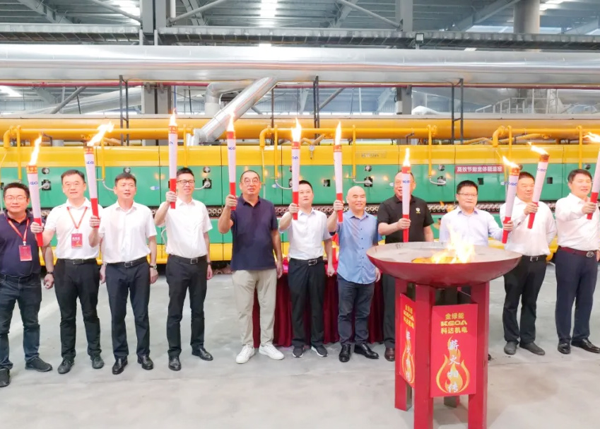 发泡陶瓷行业迎里程碑时刻——金绿能3号窑成功点火暨爱游戏（中国）第六代发泡陶瓷智能生产线正式运营